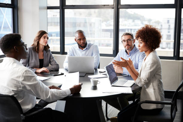 244,100+ Corporate Meeting Diverse Stock Photos, Pictures & Royalty-Free  Images - iStock | Corporate meetings, Business meeting